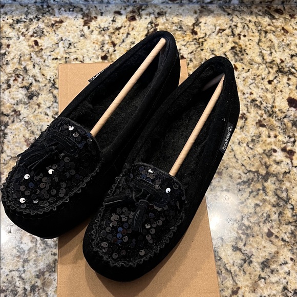 BearPaw Women's Black Sequin Moccasins - Picture 4 of 4